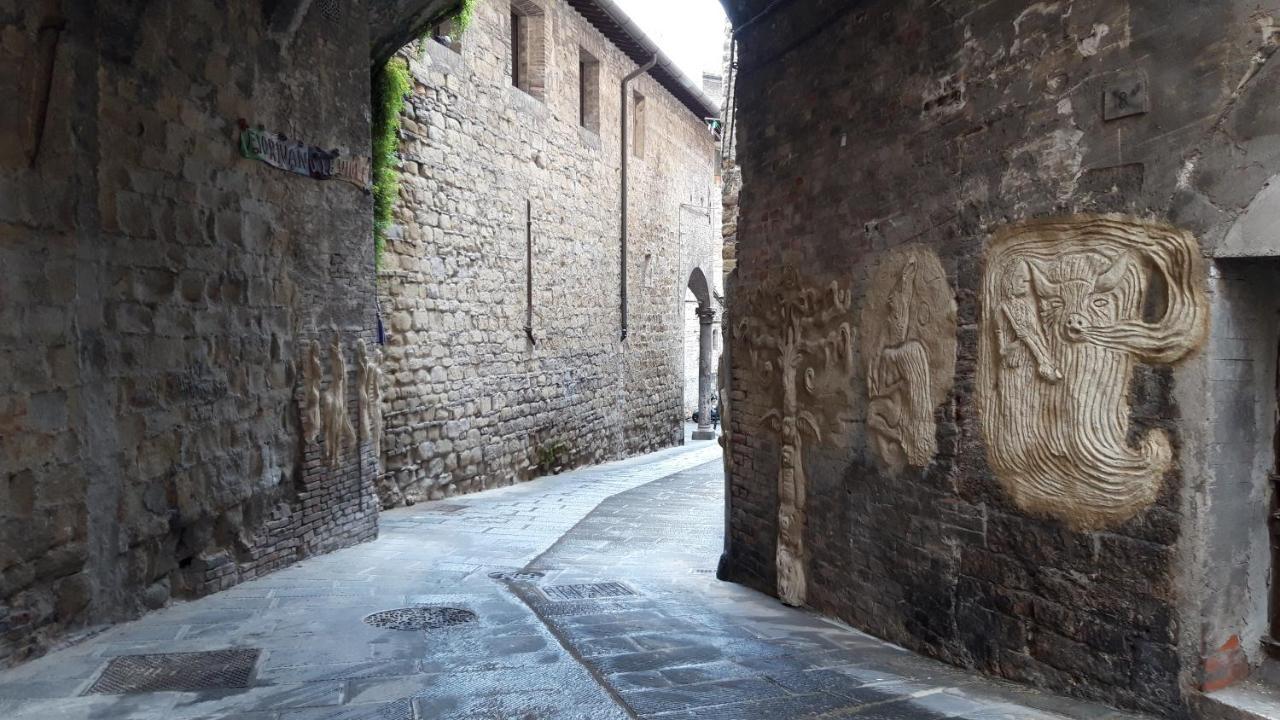 Loft Gioia Apartment Perugia Bagian luar foto
