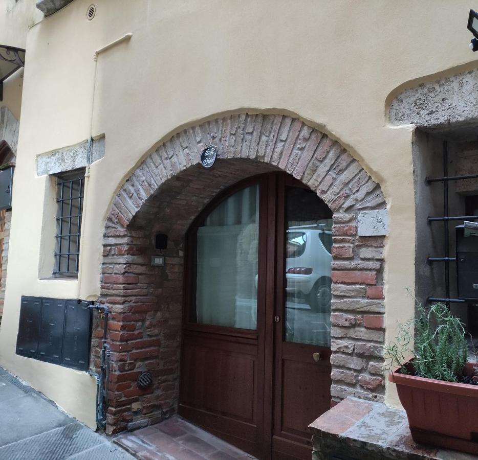 Loft Gioia Apartment Perugia Bagian luar foto