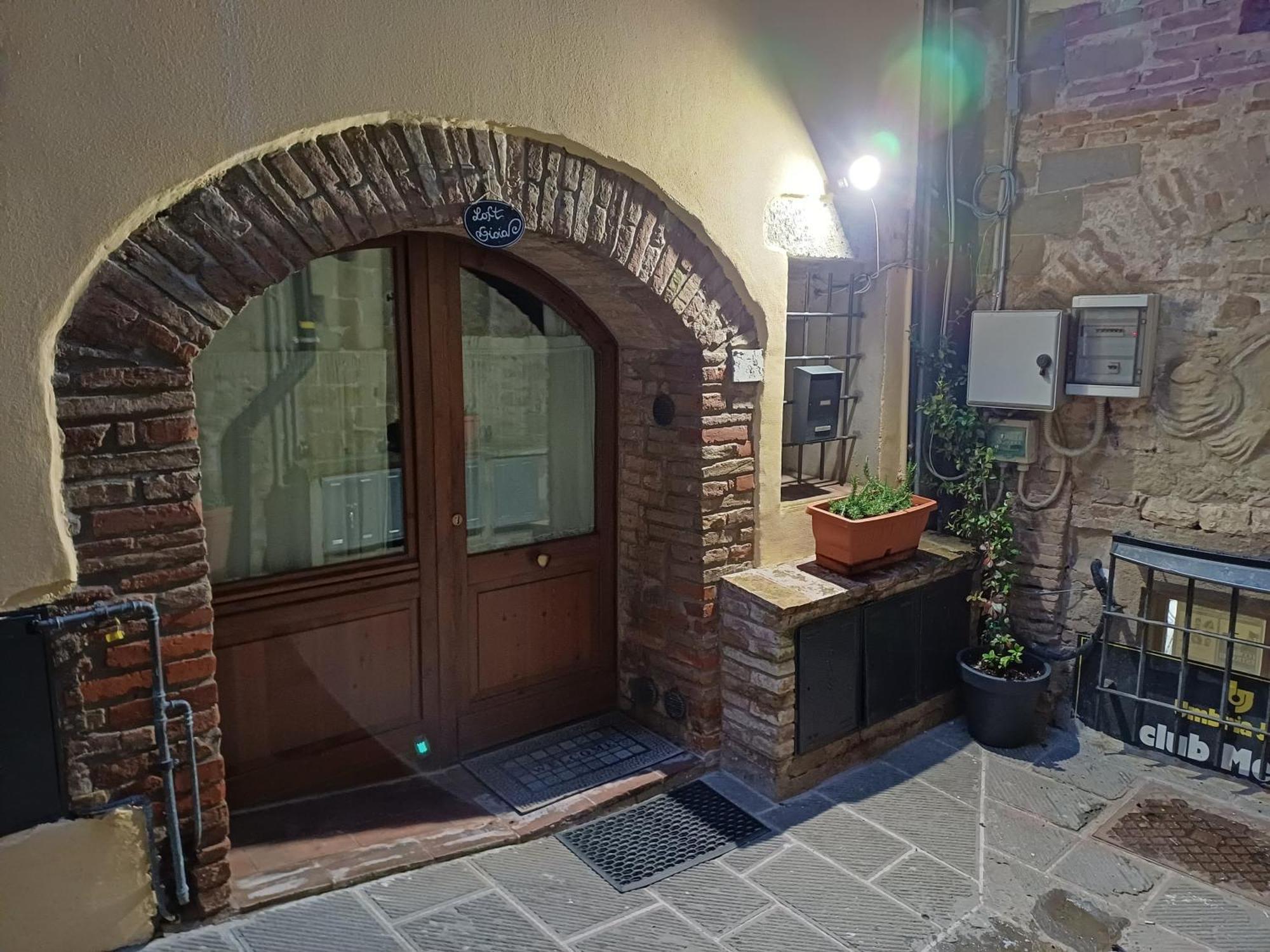Loft Gioia Apartment Perugia Bagian luar foto